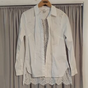 NWOT VENUS Lace-Back Long Sleeve Blouse